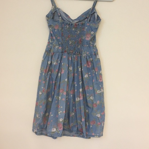 Chambray floral dress - Picture 2 of 3