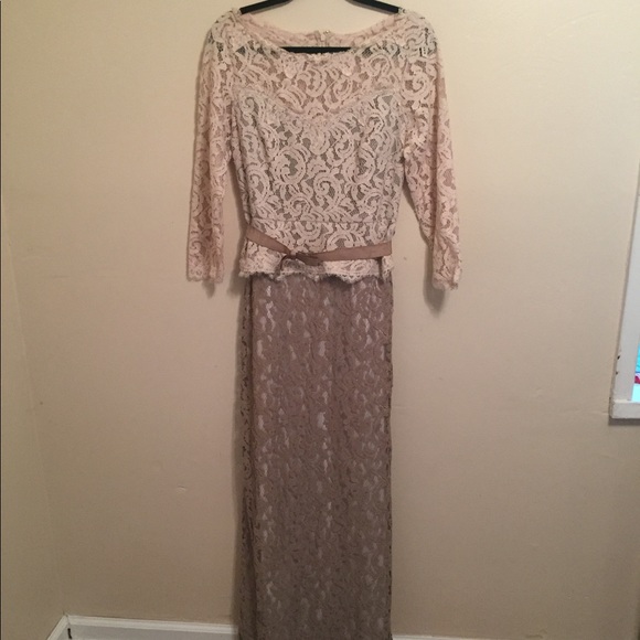 Adriana Papell Lace Gown - Picture 2 of 4