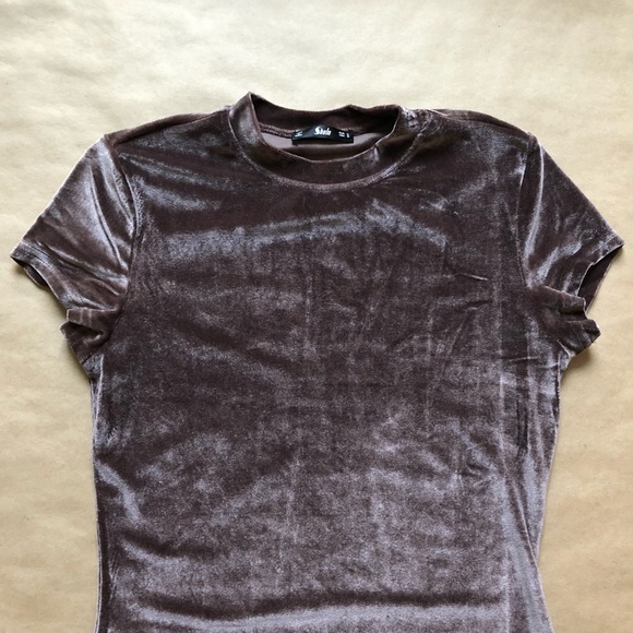 โผ๏ธ LAST ONE โผ๏ธ๐ฒ The Tisbury Velvet Sheath Dress - Picture 4 of 4