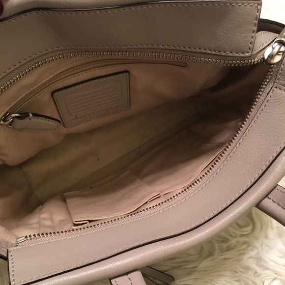 Small coach bag - Picture 4 of 8