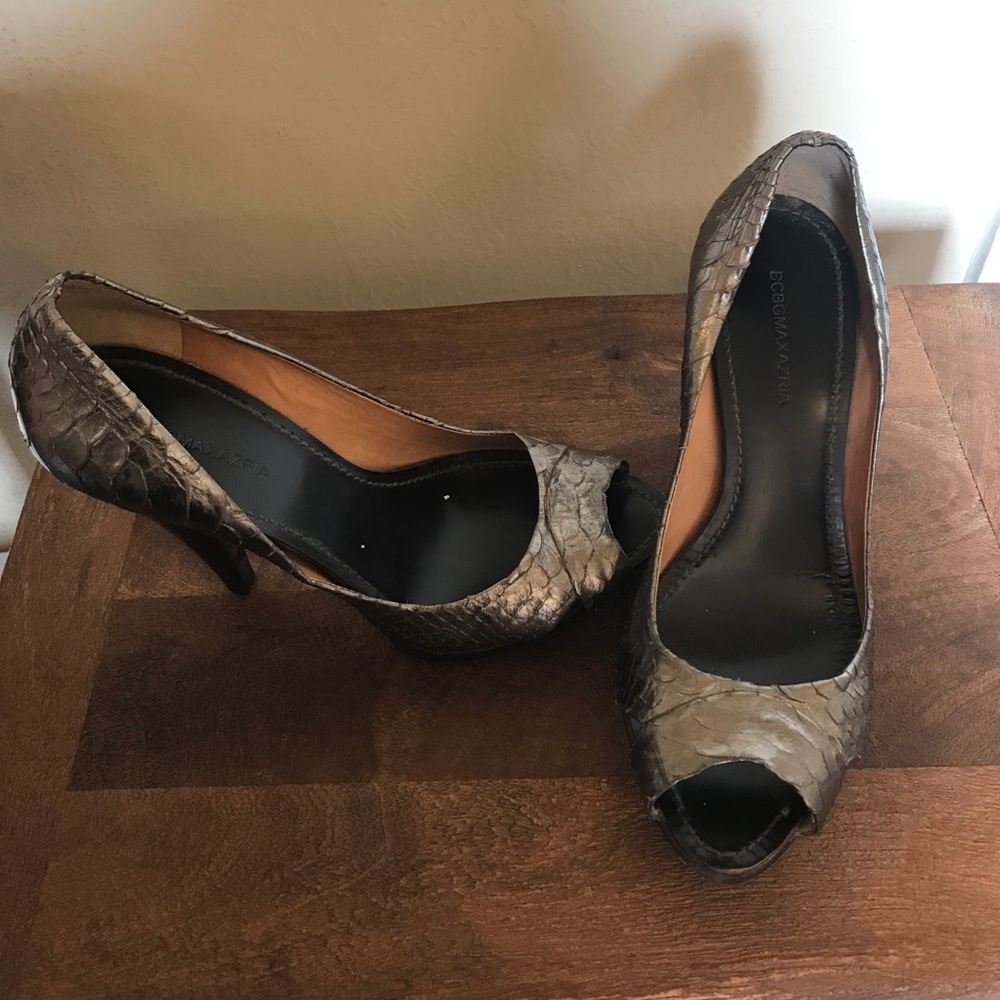 BCBG all leather heels
