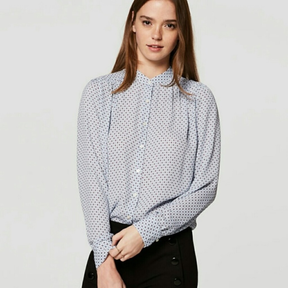 Anne Taylor LOFT Diamond puff Sleeve Blouse