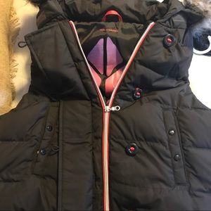 Gap puffer vest size XL!