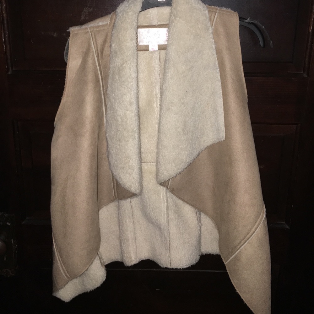 Fur vest Xhiliration size S