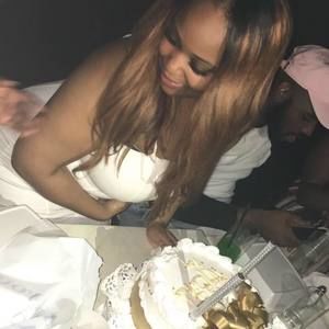 Meet your Posher, T'nasia