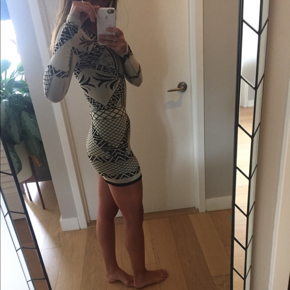 Dress - Picture 2 of 2