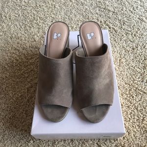 BP suede mules
