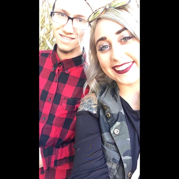 Meet your Posher, Kaela - Picture 1 of 1