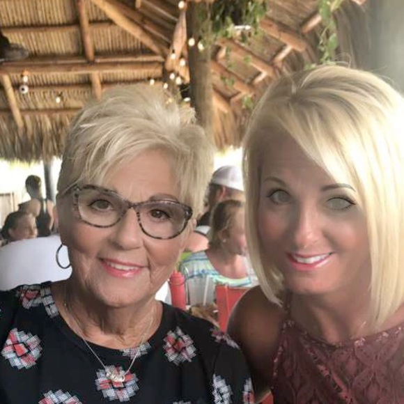 Meet the Posher - Picture 2 of 4