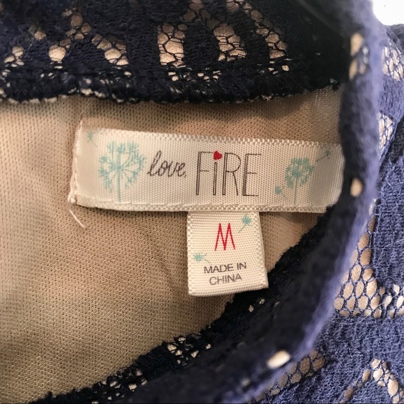 Navy Lace Sleeveless Dress - Picture 4 of 4