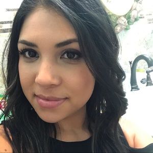 Meet your Posher, Maritza