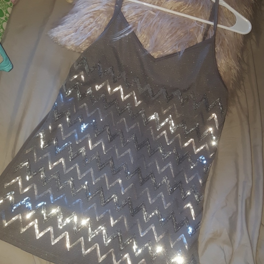 Reposh tank top