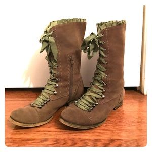 Betsey Johnson combat boots