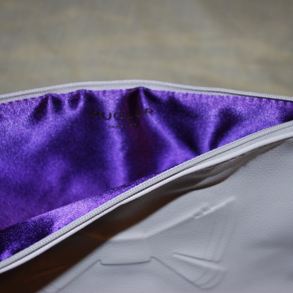 5/$25-New ALIEN Thierry Mugler Cosmetic Bag/Clutch - Picture 3 of 3