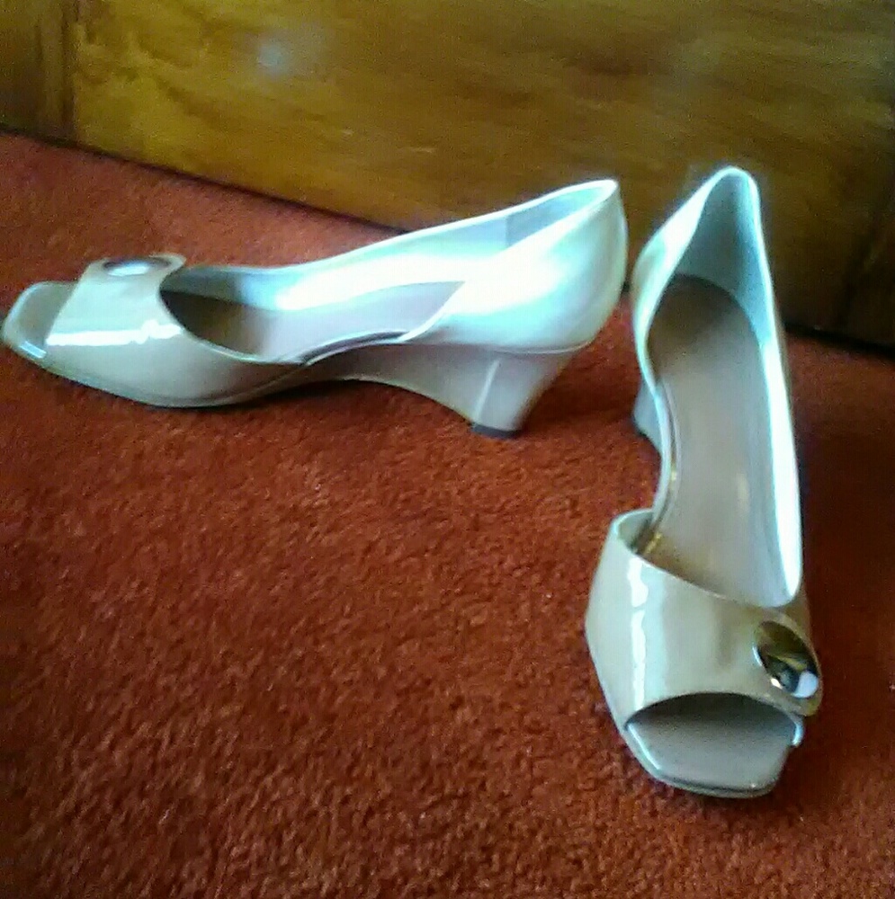 Franco Sarto Wedges