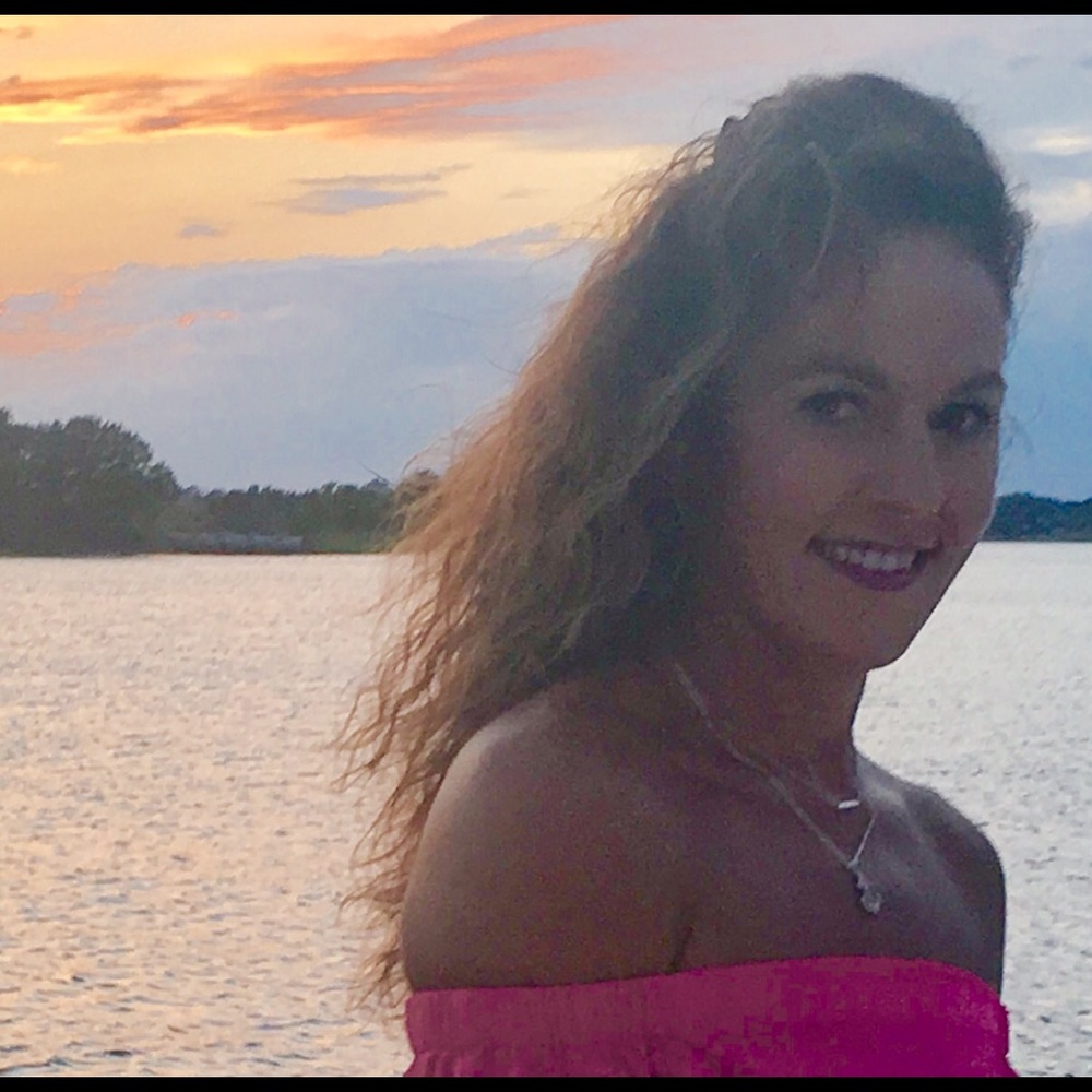 Meet your Posher, Melissa