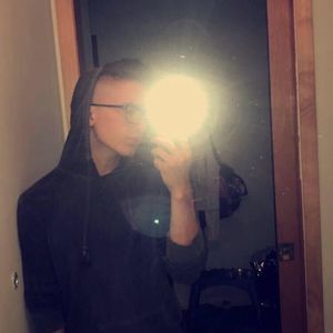 Meet your Posher, Maverick