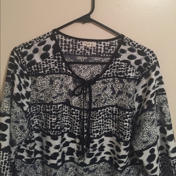 Printed blouse - Picture 2 of 3