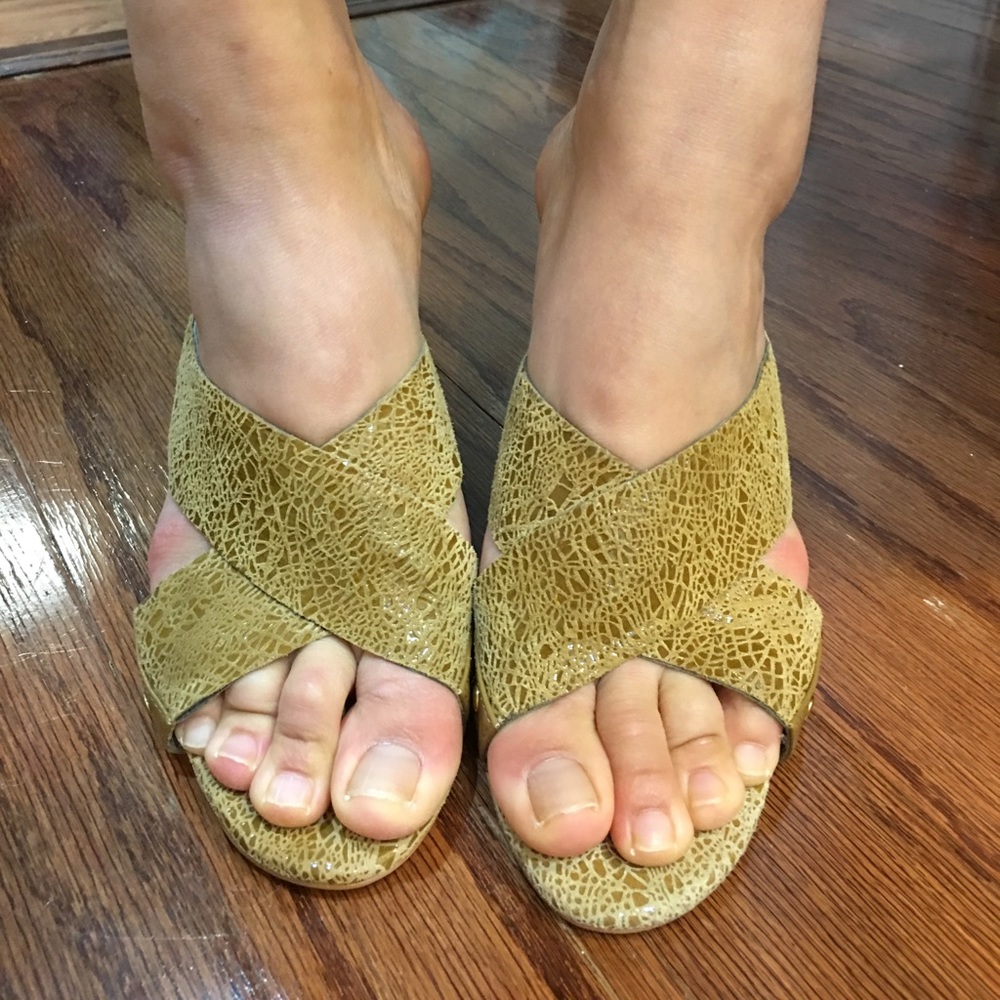 Moda sandal size 8