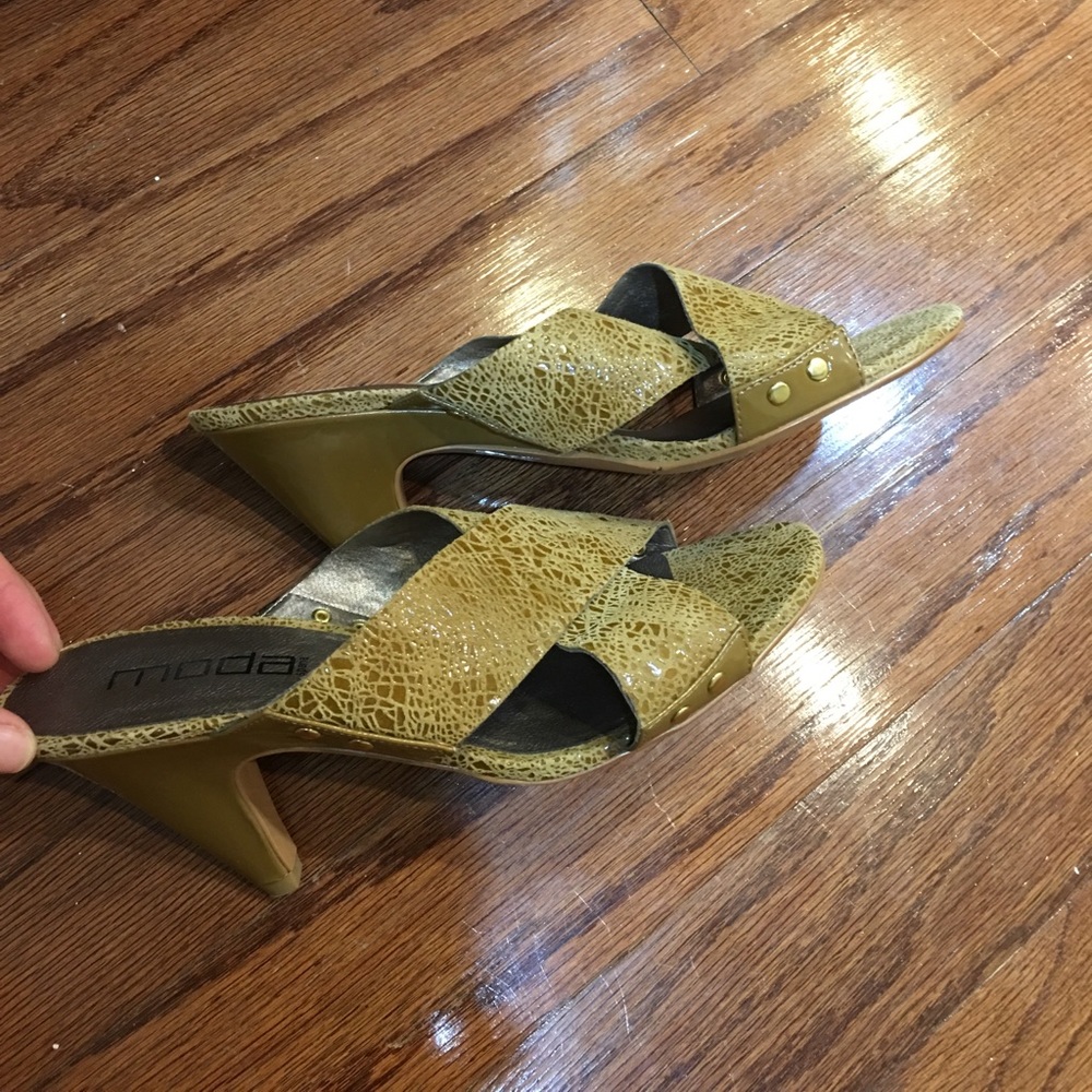Moda sandal size 8 - Picture 2 of 5