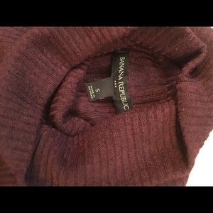 Banana Republic Tops - Banana Republic Turtleneck Banana Republic Tops - Banana Republic Turtleneck
