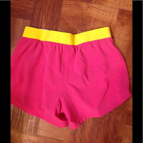 HOST PICK/Nike Dri Fit Shorts Pink XS! - Picture 2 of 4