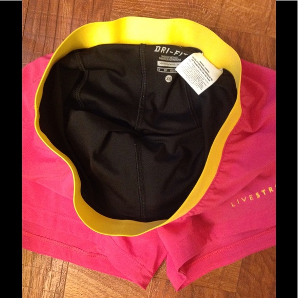 HOST PICK/Nike Dri Fit Shorts Pink XS! - Picture 4 of 4