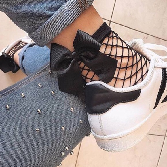 3PAIR fishnet bow socks - Picture 2 of 4