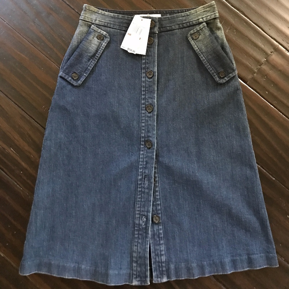 Micheal Kors size 2 button down skirt
