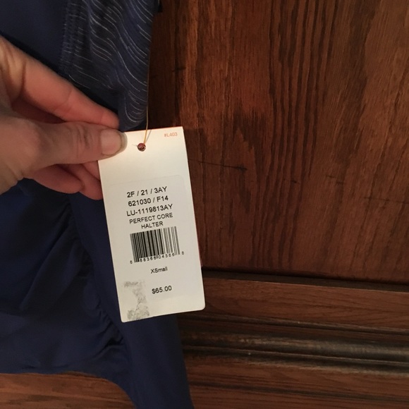 NWT Lucy Activewear Perfect Core Halter Top - Picture 2 of 3