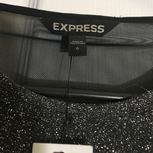 Express dress - Picture 2 of 3