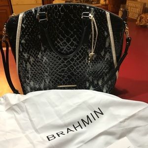 Brahmin Lg Duxbury in Black Carlisle