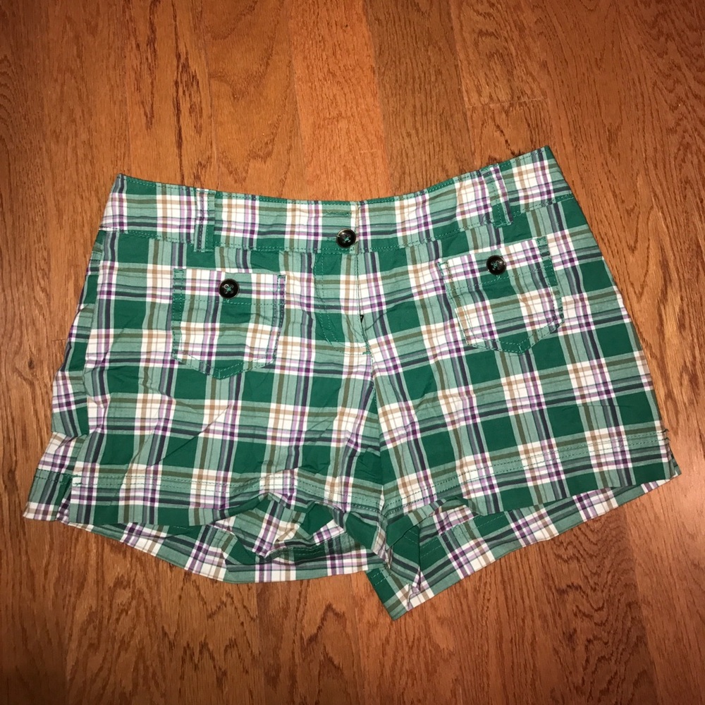 NY&Co Plaid Shorts