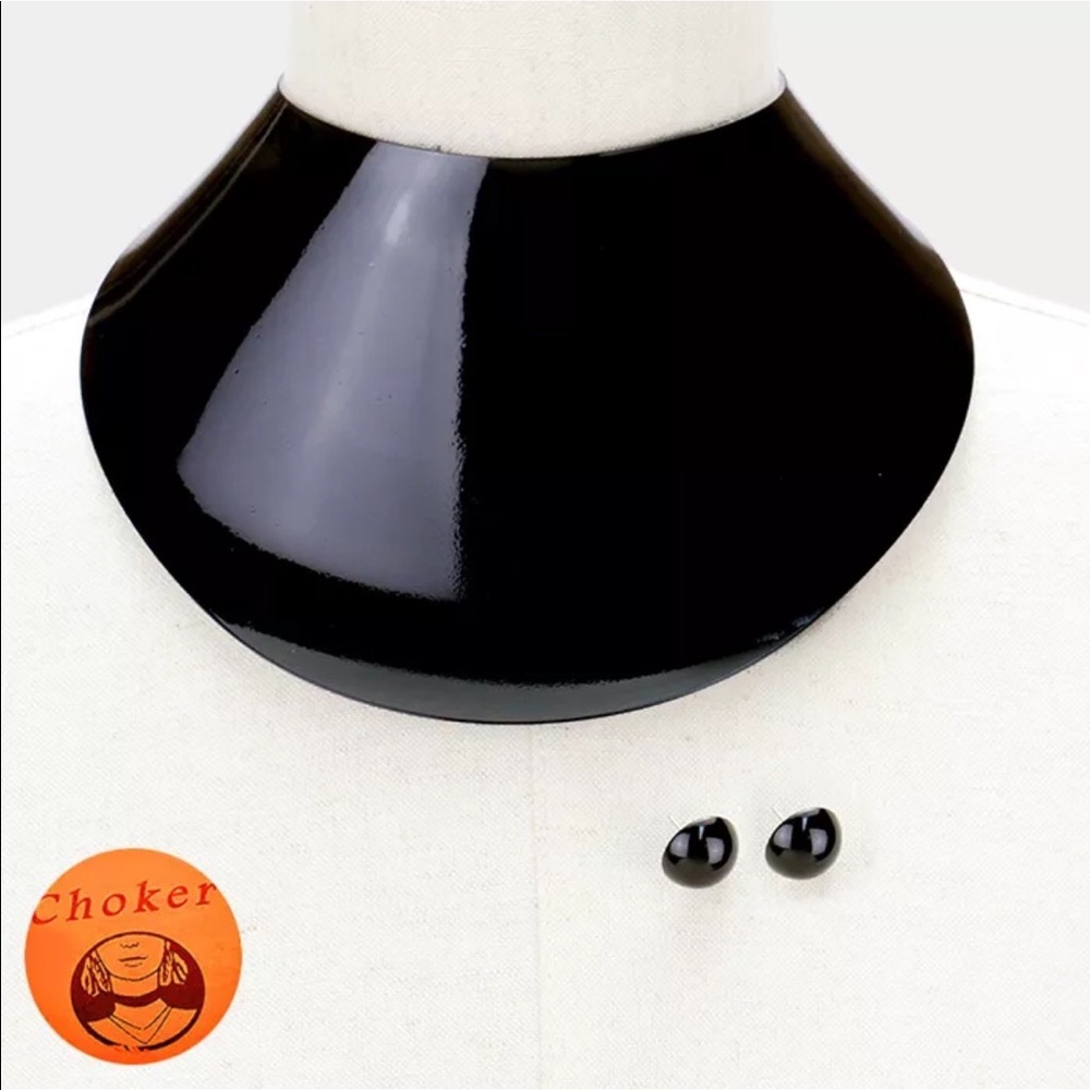 Chunky Metal Choker Necklace