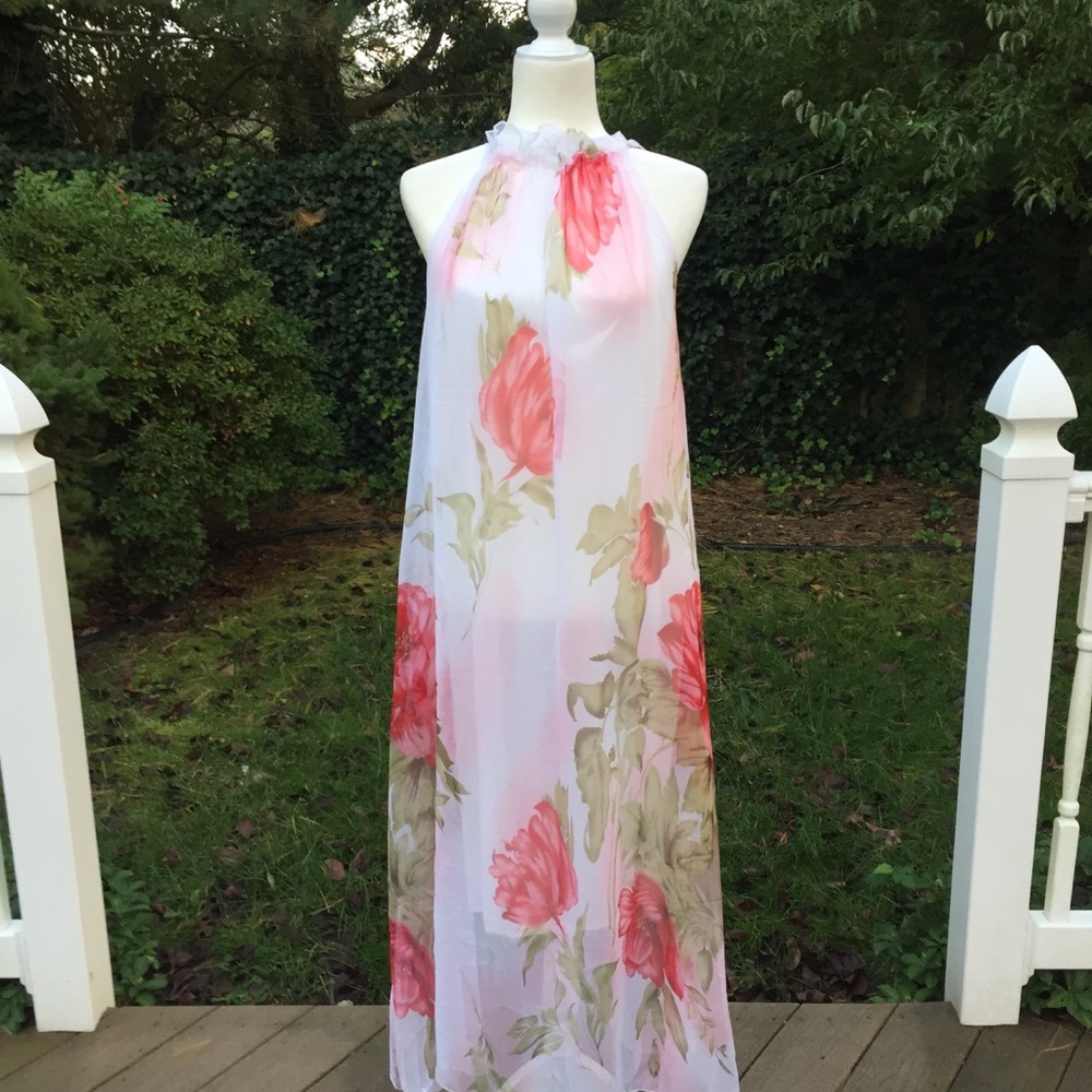 NWT Women's Floral Chiffon Long Dress