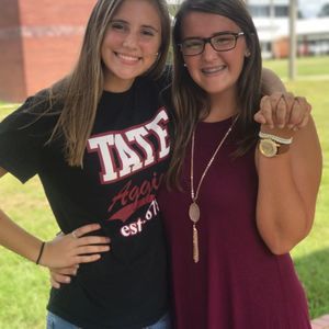 Meet your Posher, Avery