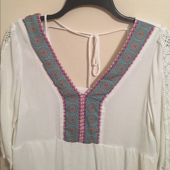 White bohemian dress - Picture 2 of 3