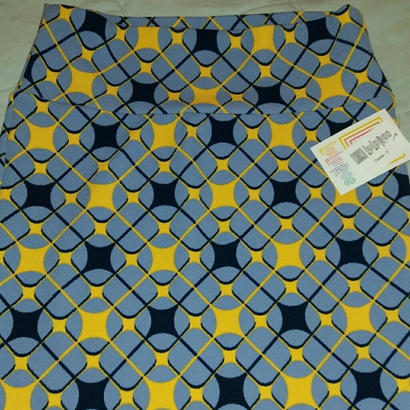 LuLaRoe Dresses & Skirts - NWT Small Blue Cassie