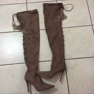 Cape Robbin Over The Knee Boots Size 6.5