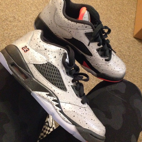 Jordan 5 Retro Low Neymar - Picture 1 of 5