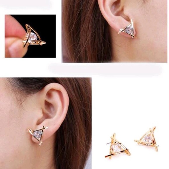 5FOR$25  Triangle and cubic zirconia stud earrings - Picture 3 of 4