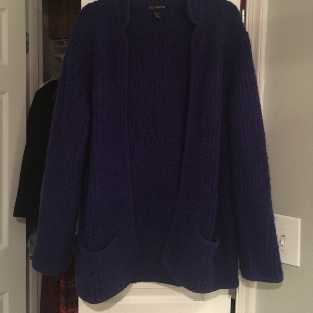 Joan Harper oversized soft sweater with pockets