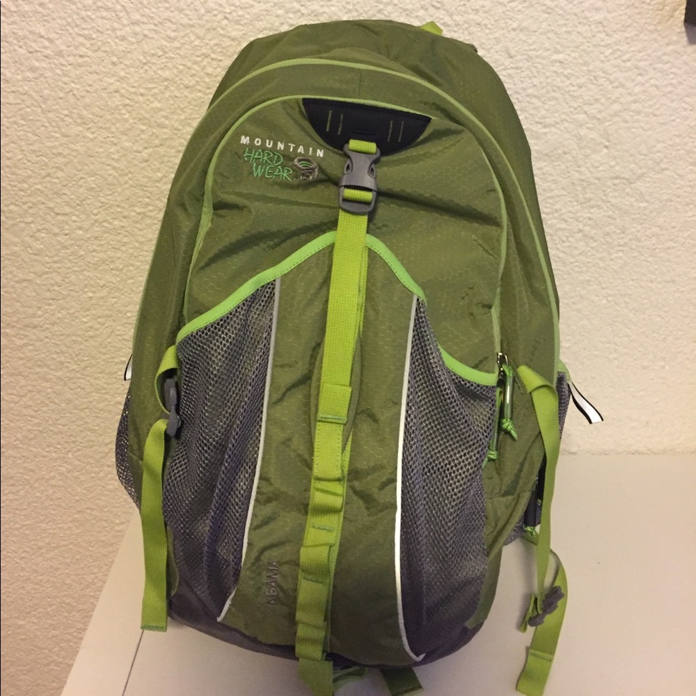 Mountain Hard Wear day back pack