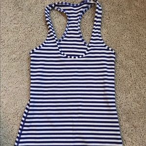 Lululemon tank size 2