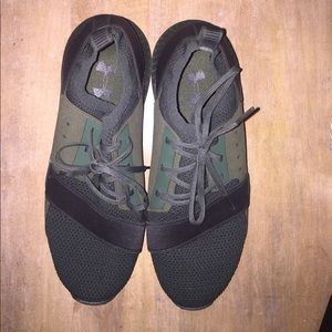Men’s Under Armour shoes