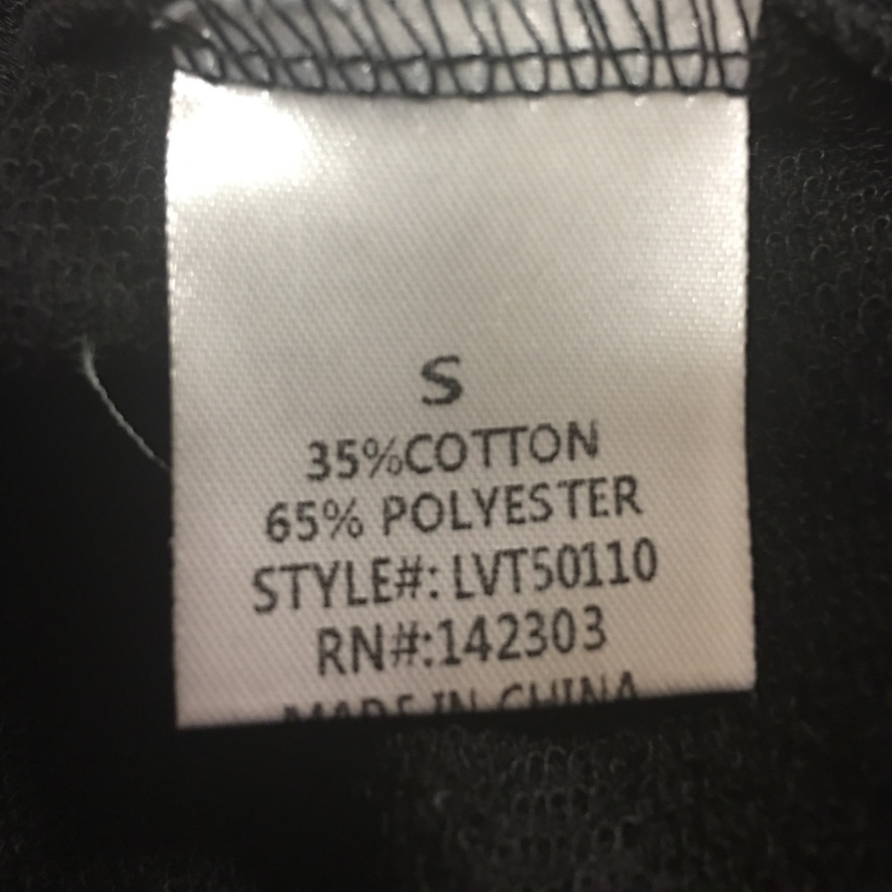 Graphic Print Pullover - Picture 6 of 7