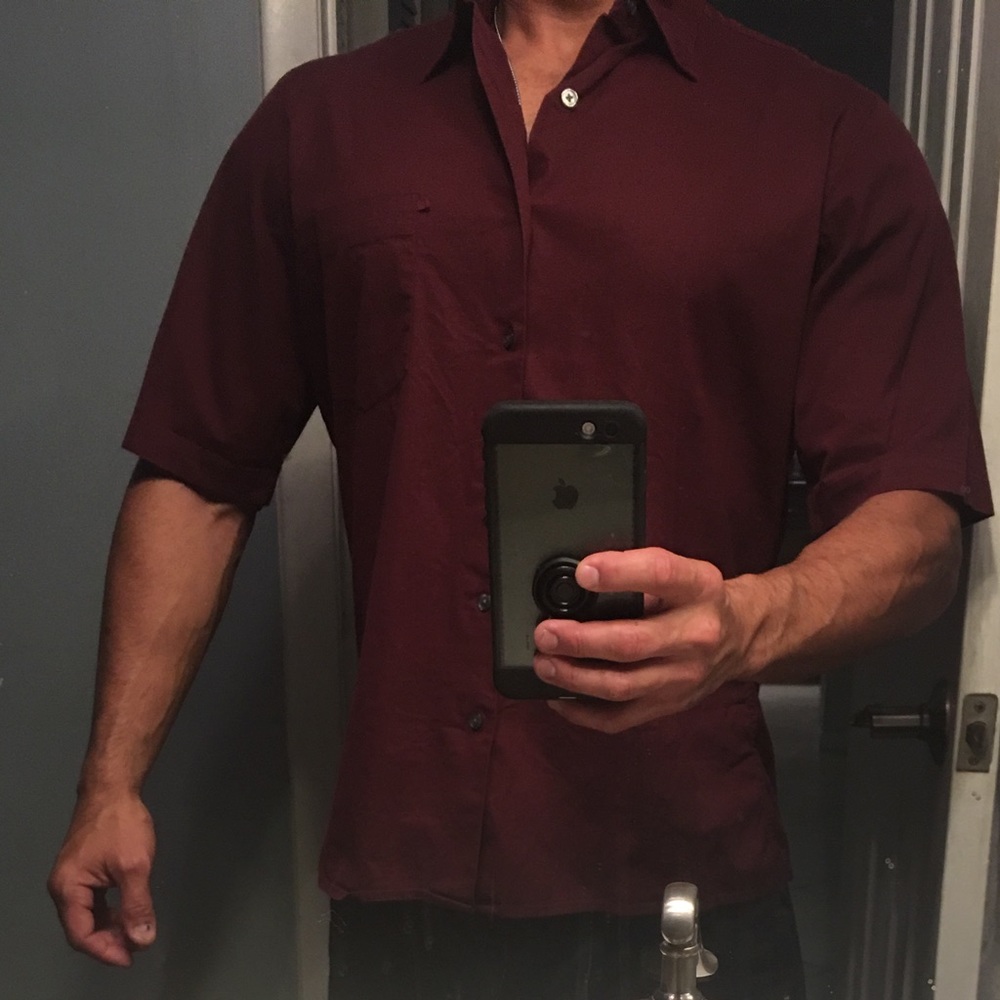 DKNY Maroone Collared button down short sleeve