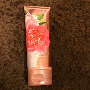 Bath and body cream