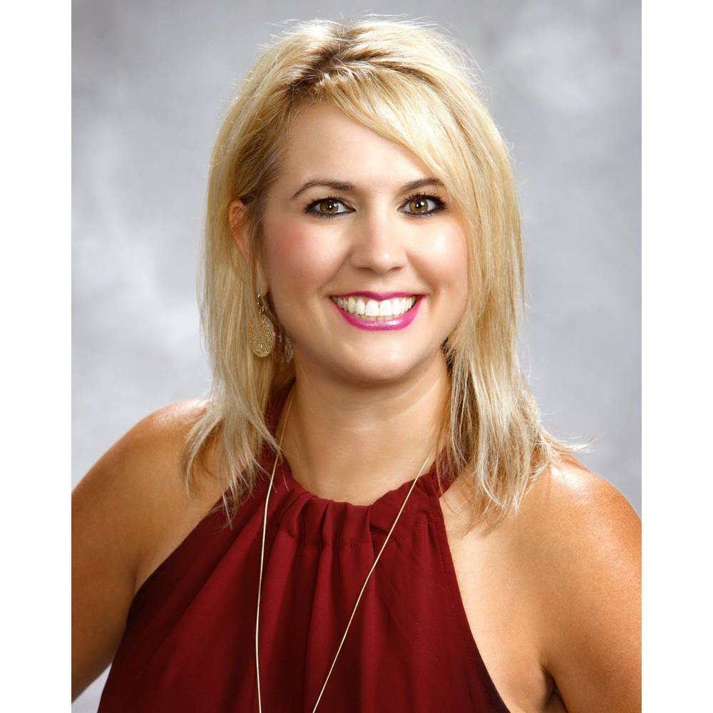 Meet your Posher, Holly