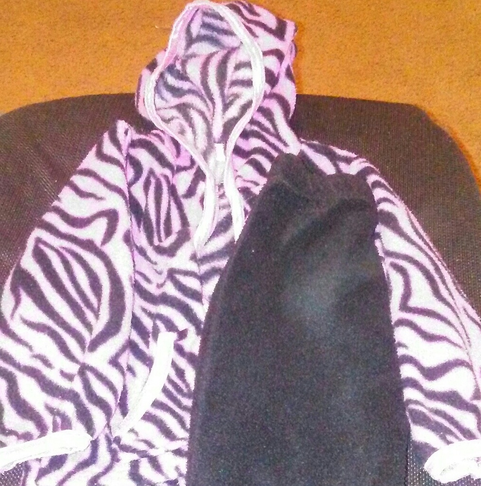 Two piece girls sweatsuit